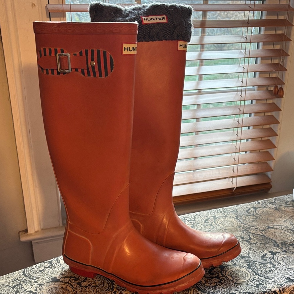 Hunter Red Winter & Rain Boots with liners